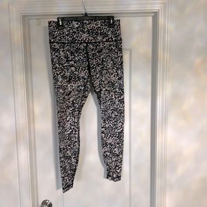 Floral Lululemon leggings, I believe high waisted no pockets hardly worn